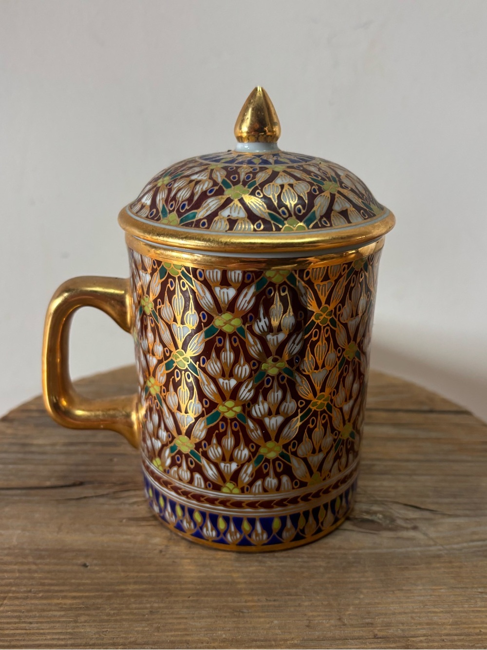 Thai Benjarong Hand-painted Porcelain Mug with Lid